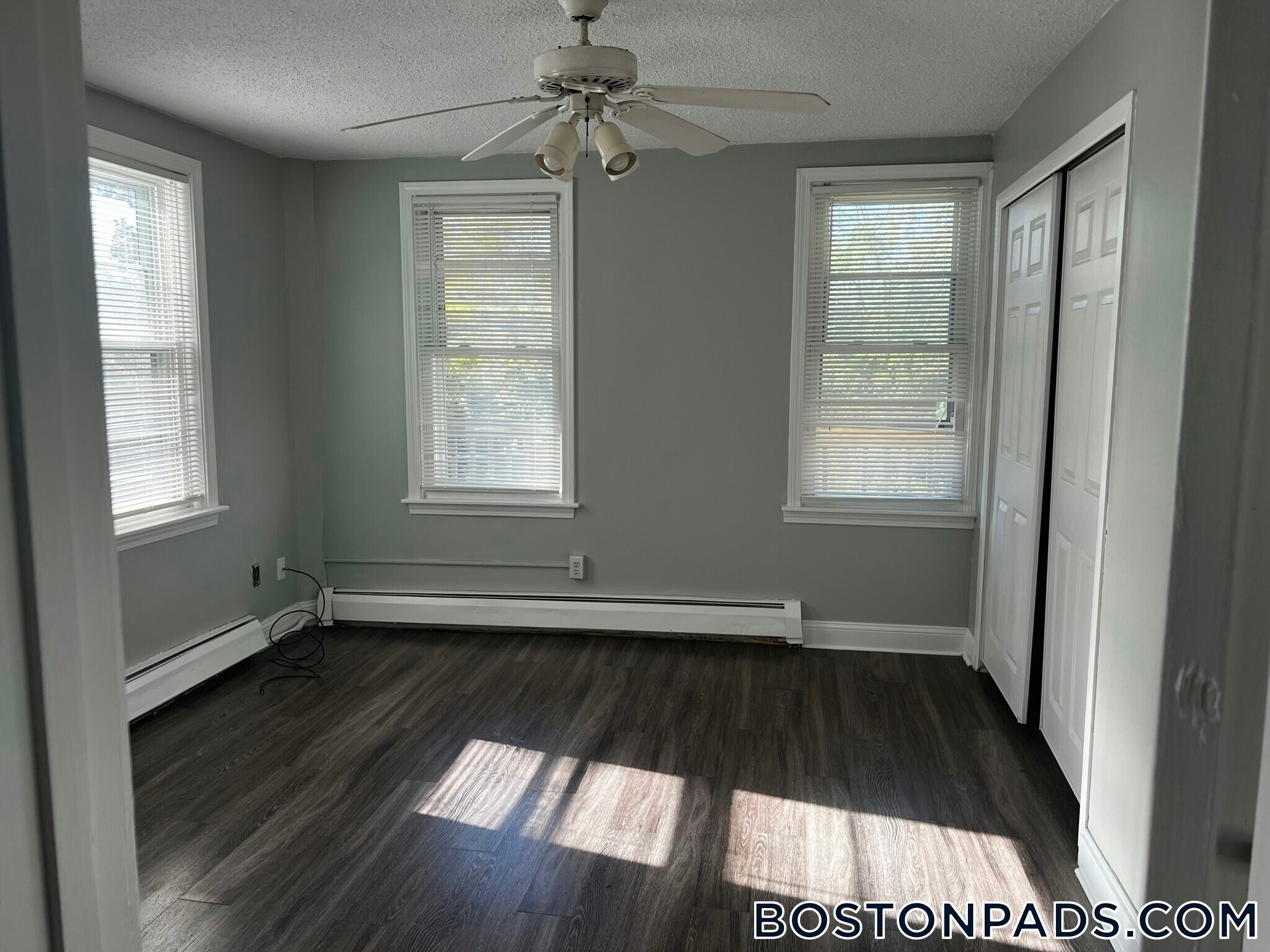 Building Photo - 15 Shurtleff St