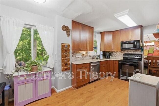 Building Photo - 6002 Carrindale Ct
