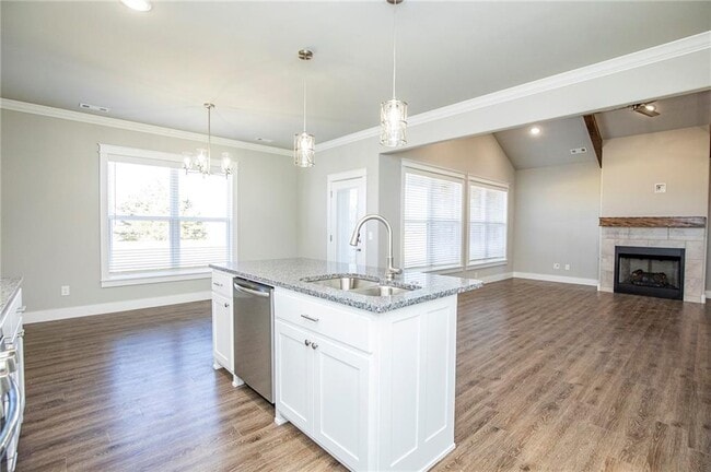 Building Photo - 1936 Seay Cir