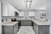Building Photo - BEAUTIFULLY RENOVATED TWO BEDROOM IN CHAPIN