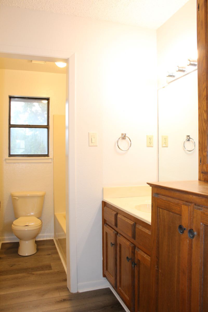 Building Photo - 163 Ben Hogan Dr