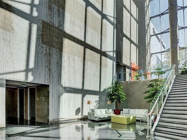 Building Photo - 3722 S Las Vegas Blvd