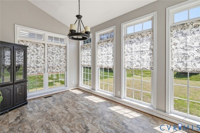 Building Photo - 14407 Charter Walk Ln