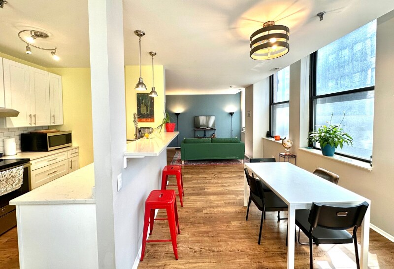 Building Photo - 740 S Federal St