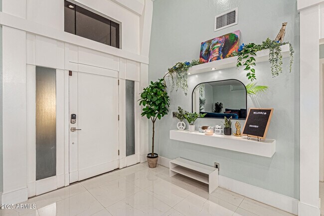 Building Photo - 12528 N 78th St