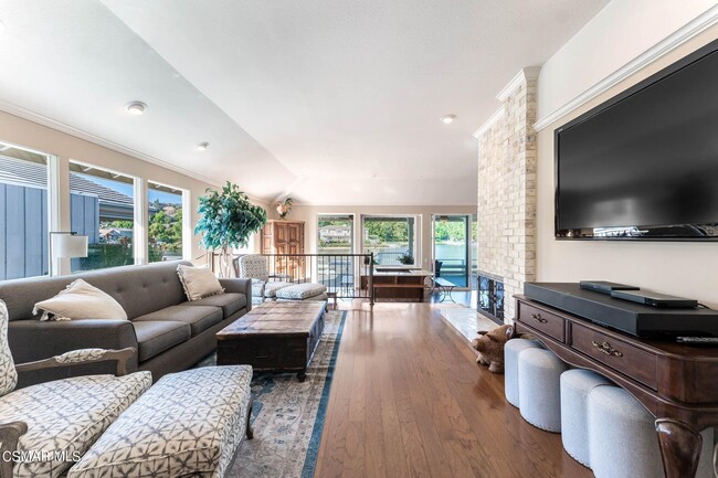 Building Photo - 32146 Oakshore Dr