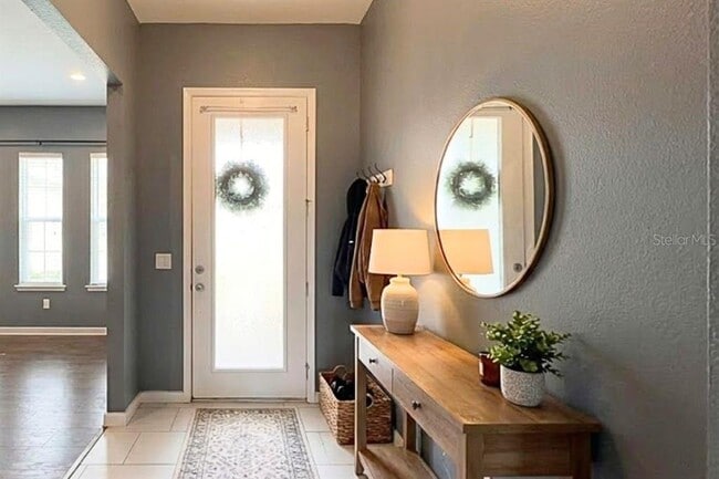 Building Photo - 2702 Scarborough Ct