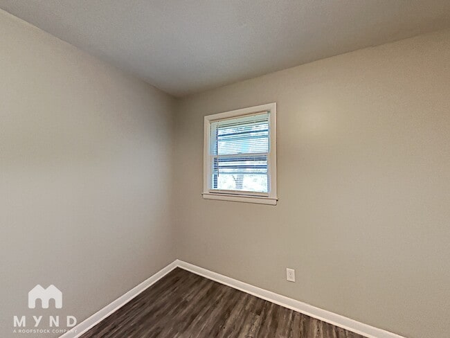 Building Photo - 3945 Camellia Trail