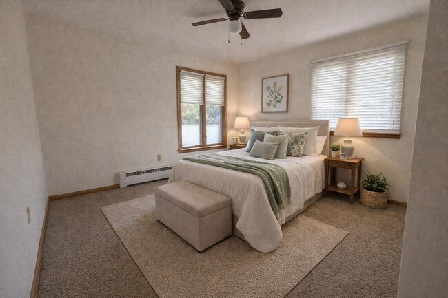 Building Photo - 2402 Fremont Ave