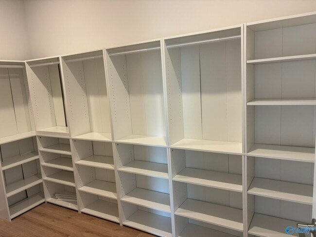 Building Photo - 180 Fenwick Pl