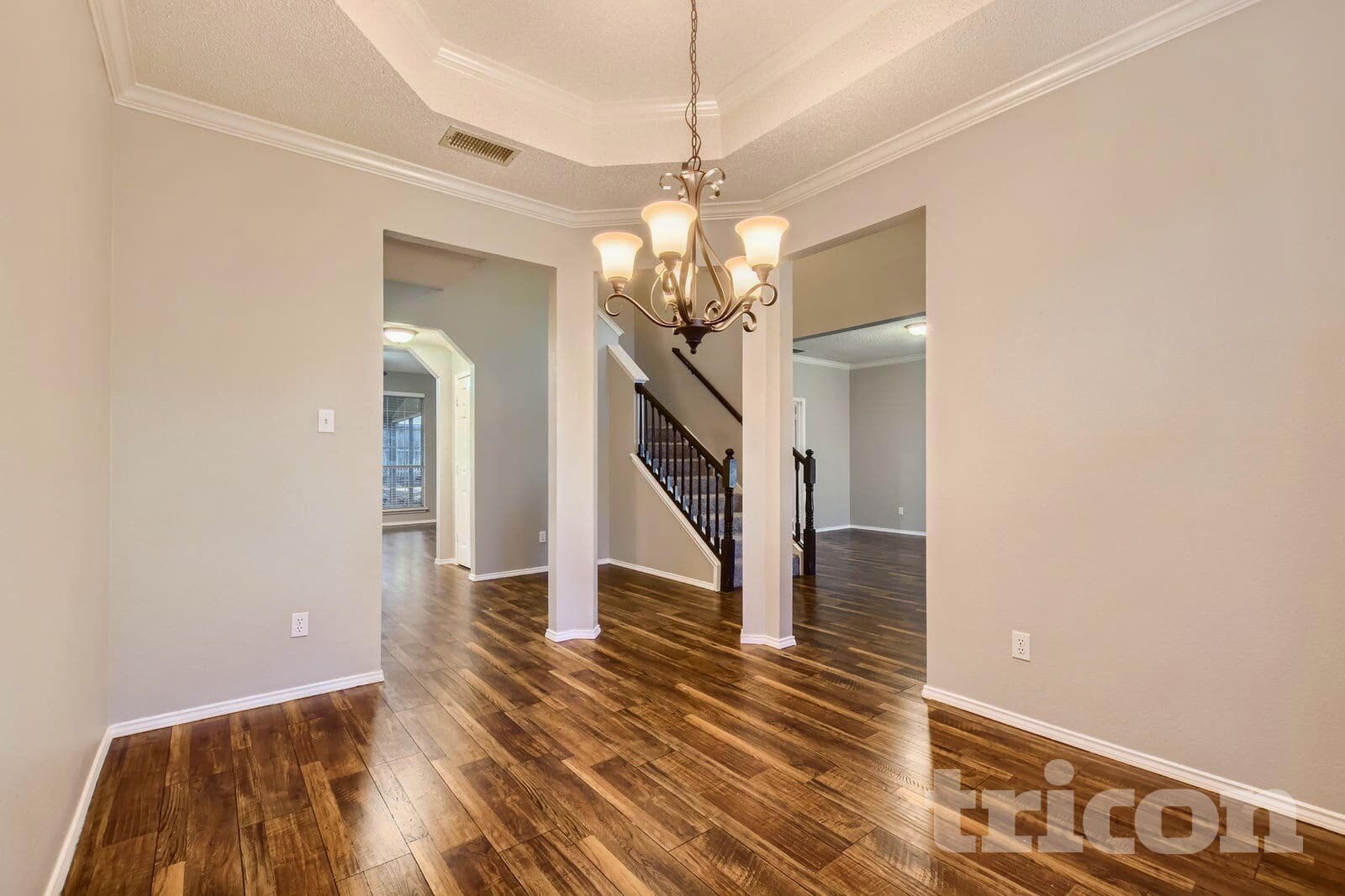 Building Photo - 4649 Devonshire Dr