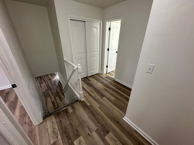 Building Photo - Steuben Rd-1434