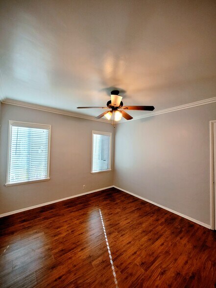 Bdrm 2 (12' x 11') - 305 N Palm Ave