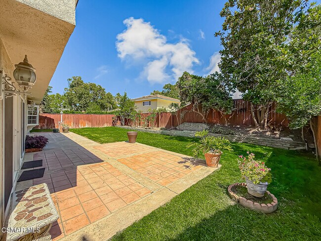Building Photo - 1646 Swansea Pl