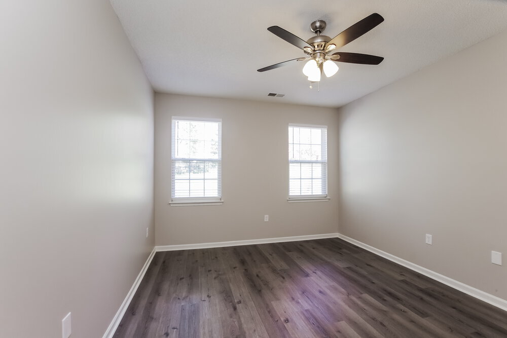 Building Photo - 7021 Chieftain Dr