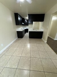 Building Photo - 6806-6808 Brynhurst Ave