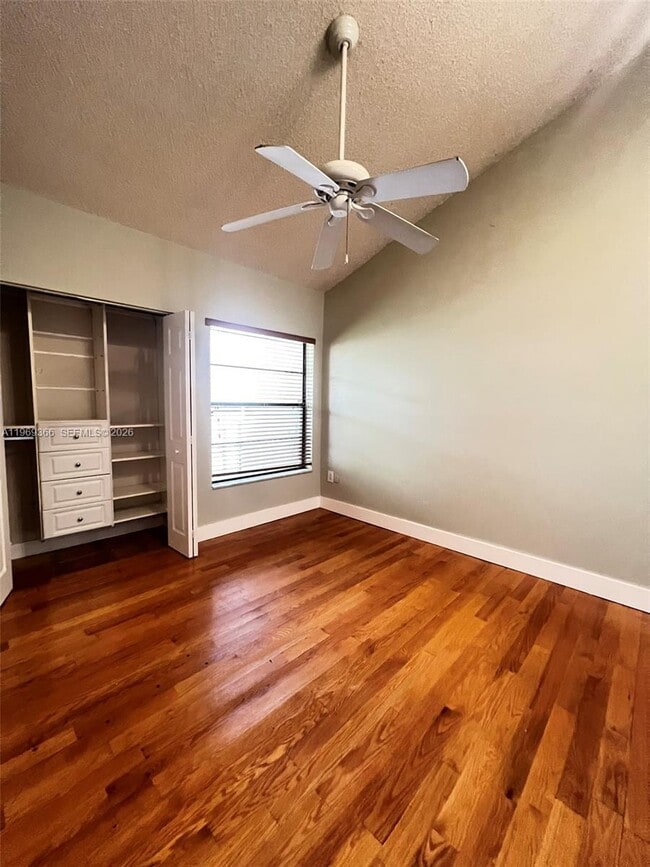 Building Photo - 7512 SW 95th Pl