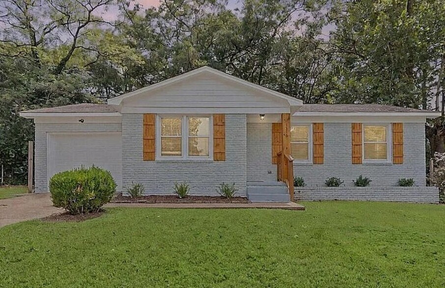 Building Photo - 3210 Caywood Dr NW