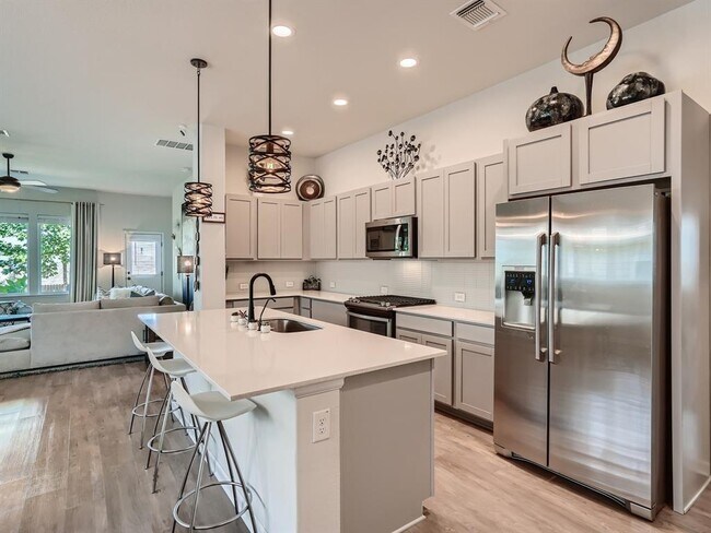 Building Photo - 784 Bridgestone Way