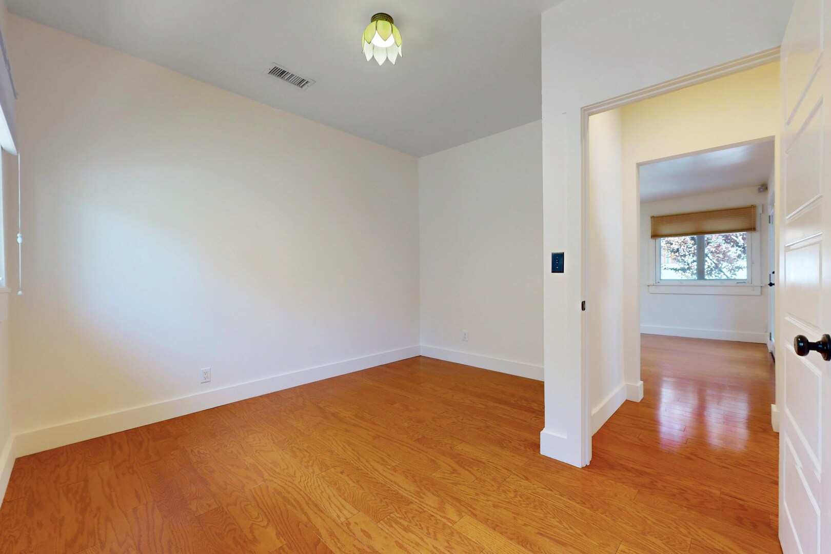 Building Photo - 1845 Las Lunas St