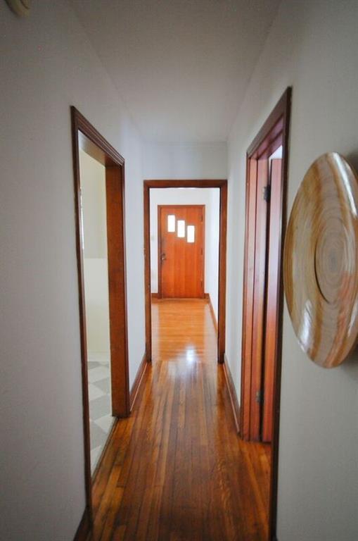 Building Photo - 407 E Annie St