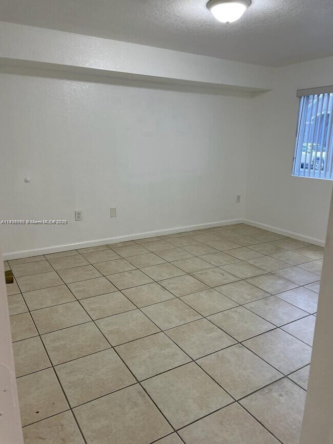 Building Photo - 15430 SW 284th St
