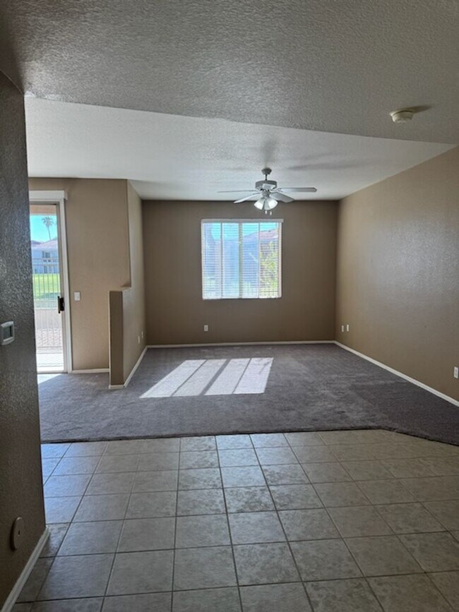 Building Photo - 2 bedroom Mesa Condo rental