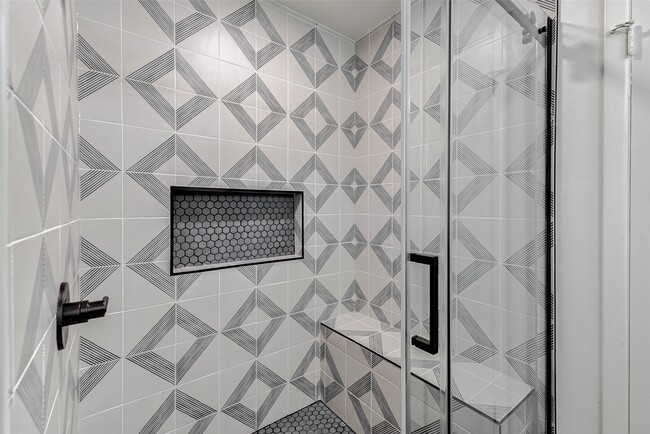 Building Photo - 5655 Wigton Dr