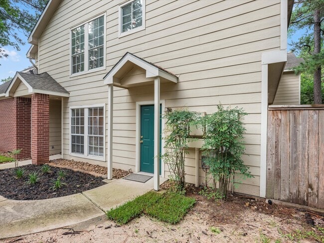 Building Photo - 142 N Magnolia Pond Pl