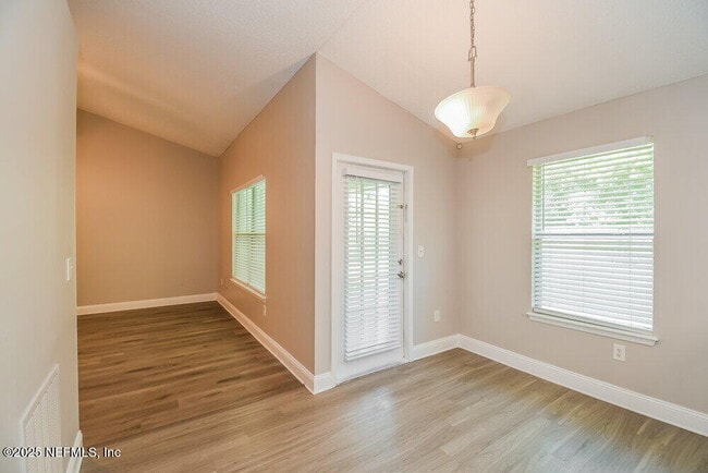 Building Photo - 6638 Lana Ln