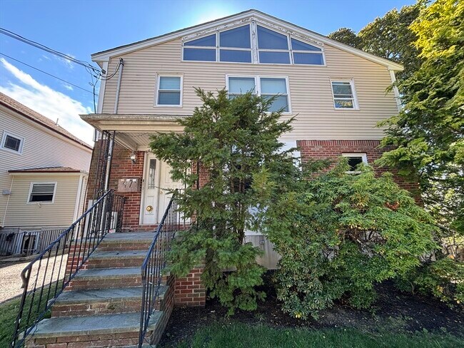 Building Photo - 47 Dighton St