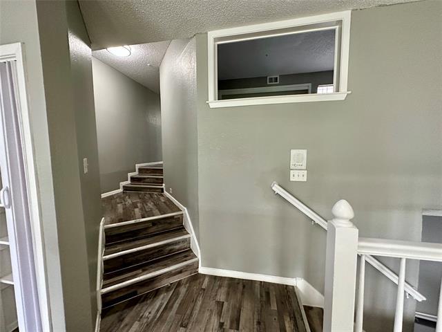 Building Photo - 9823 Summerwood Cir