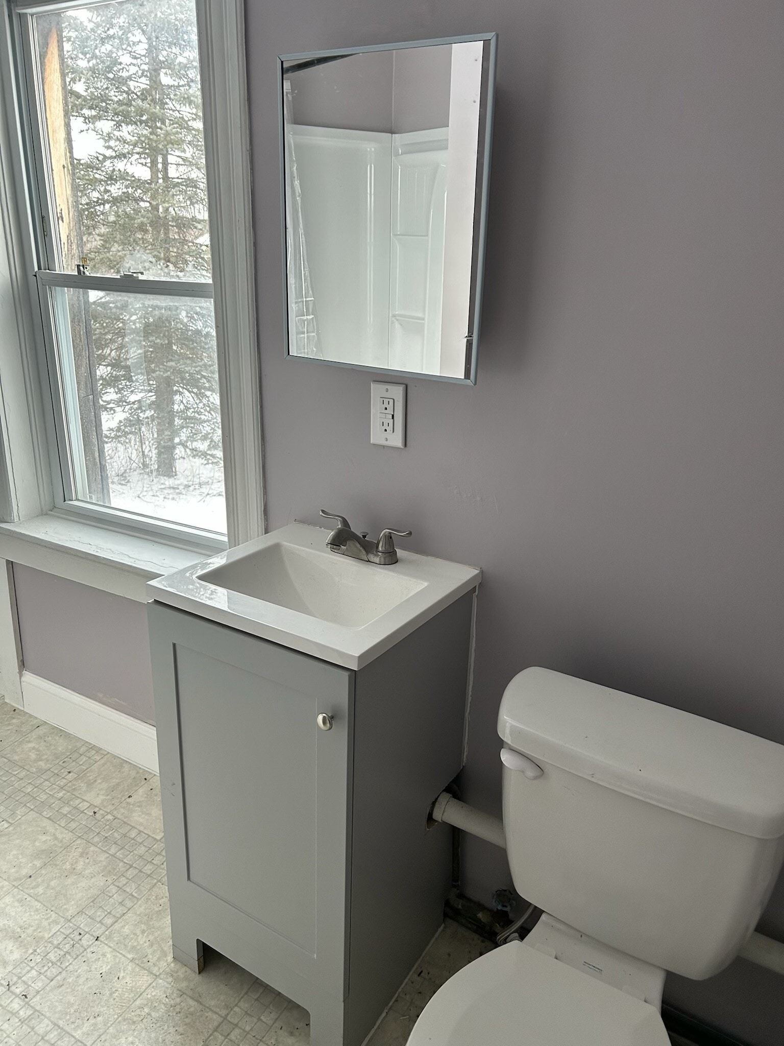 Bathroom - 1921 N James St