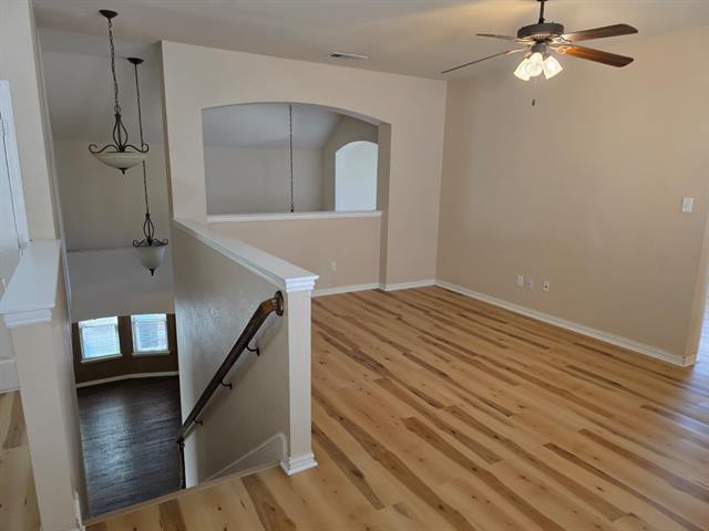 Building Photo - 1216 Realoaks Dr