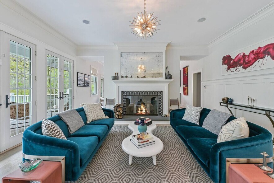 Building Photo - 118 Water Mill Towd Rd