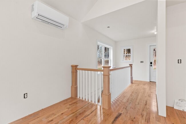 Building Photo - 3112 Parade Rd