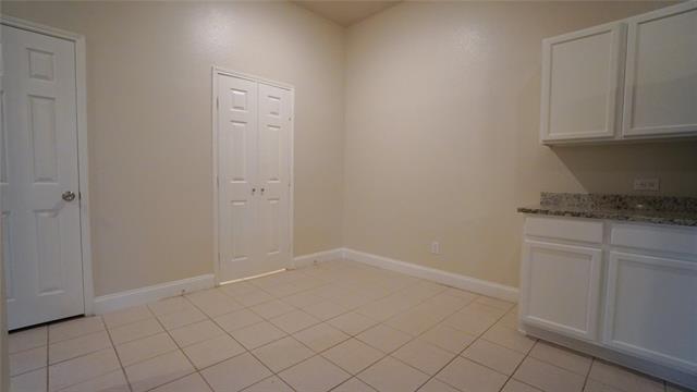 Building Photo - 2024 Wildwood Dr