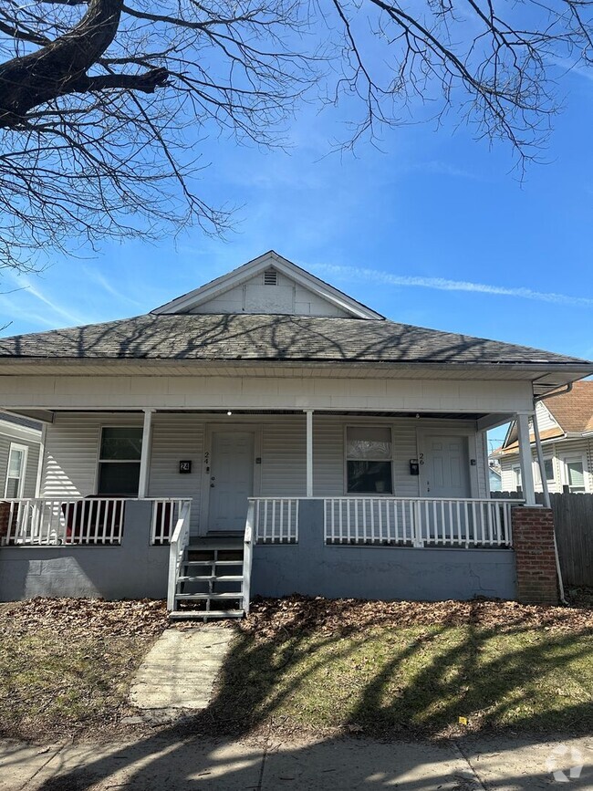Building Photo - 24 N Linwood Ave