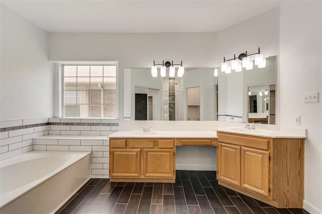 Building Photo - 610 Grimsworth Ct