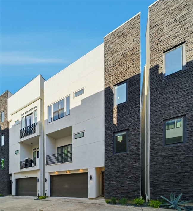 Building Photo - 1615 Wheeler Ave