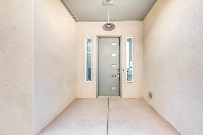 Building Photo - 2639 Stryker Road Southeast