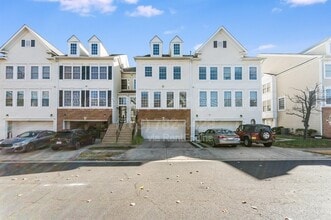 Building Photo - 9875 Dochart Sound Ln