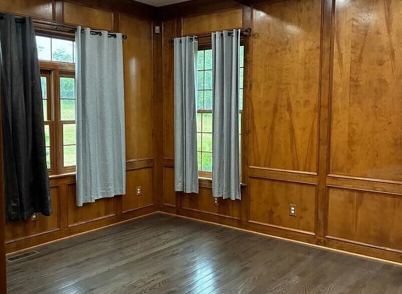 Building Photo - 129 Purvis Rd