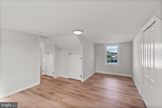 Building Photo - 3301 Sollers Point Rd