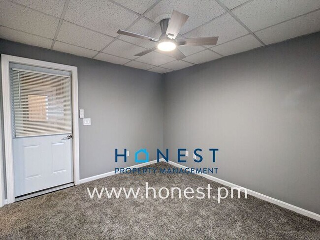 Building Photo - 73 Kennedy Memorial Dr