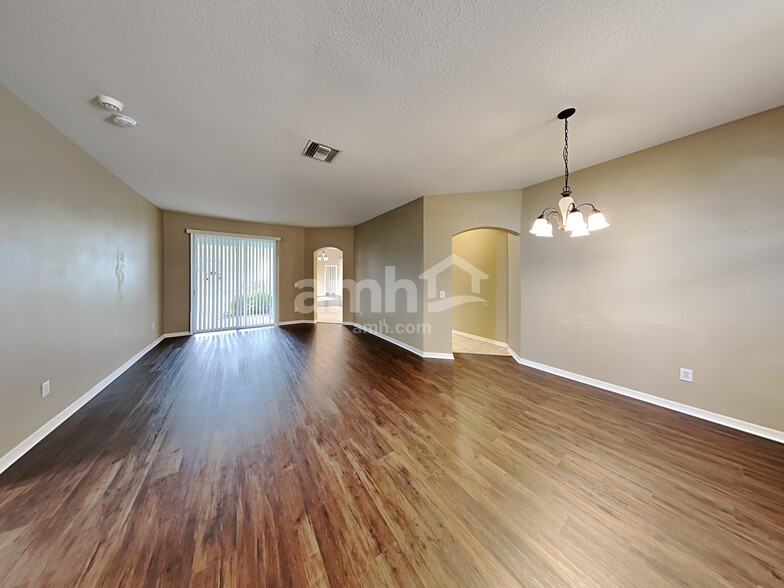 Building Photo - 1531 Kish Blvd