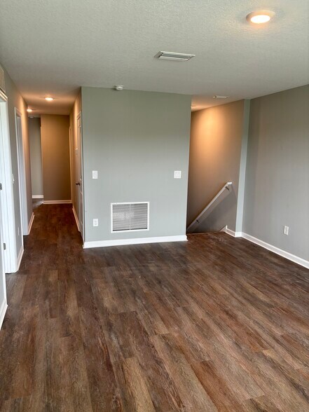 Building Photo - 34974 Daisy Meadow Loop