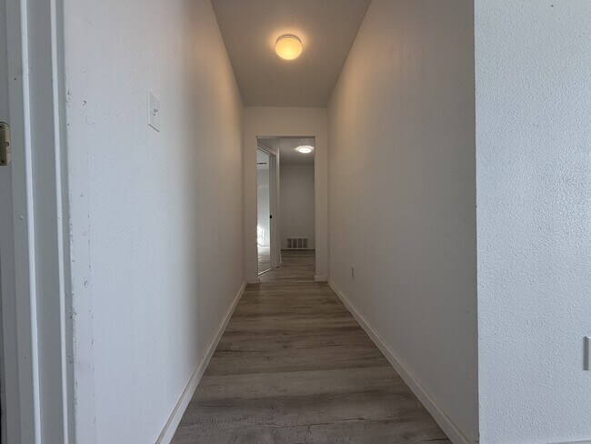 Building Photo - 317 Choctaw Trce