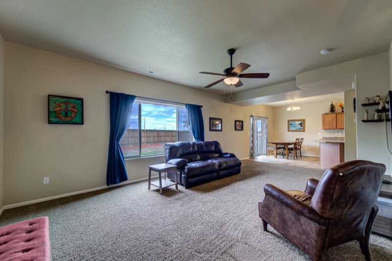 Building Photo - 9711 Desert Lily Cir