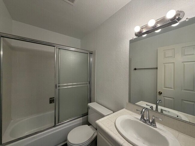 Building Photo - 3033 Via Sabinas